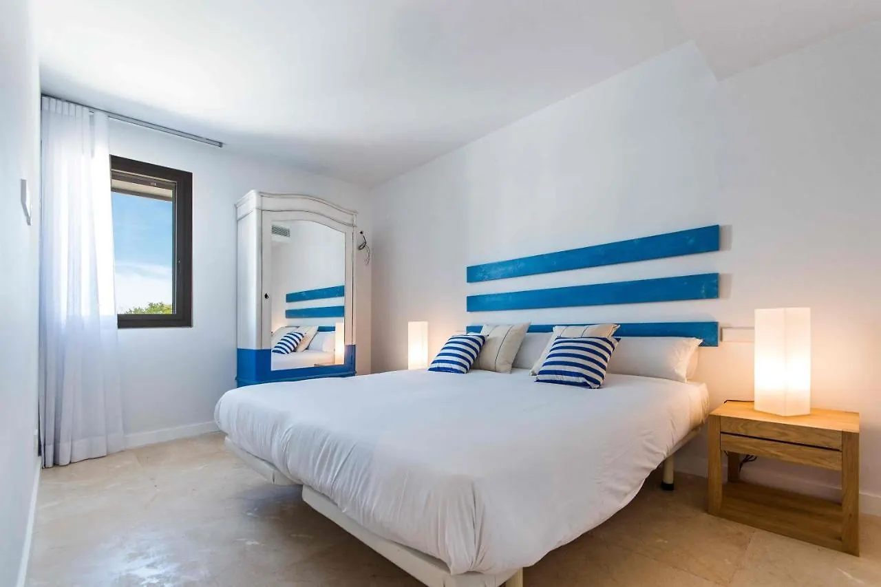 Alcudia Beach First Floor Front Line Apartment